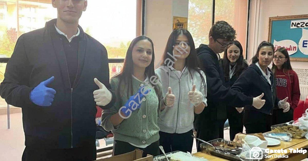 AFYONKARAHİSAR ŞUHUT ANADOLU LİSESİ, ANLAMLI BİR SOSYAL SORUMLULUK PROJESİNE İMZA ATARKEN, OKULDA 'ÇEDES GAZZE İÇİN SEFERBER' TEMALI HAYIR ÇARŞISI DÜZENLENDİ.