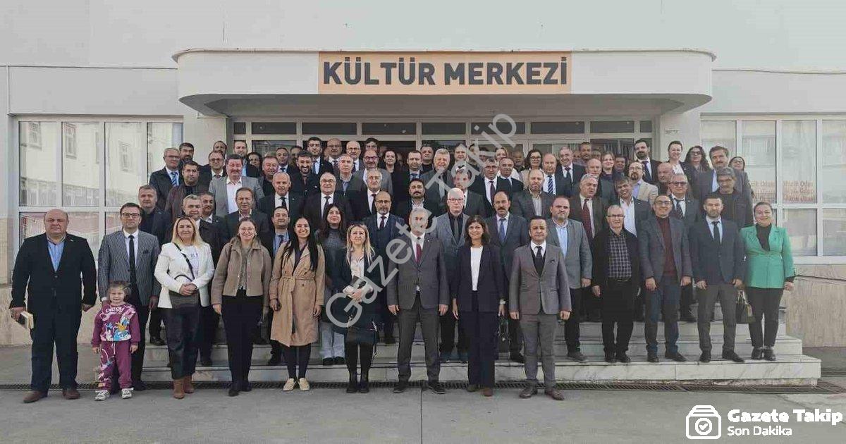 "Efeler’de Eğitim Vizyonunu Güçlendiren Adım: Yöneticiler Okuyor Projesi Başladı" başlıklı haber içi