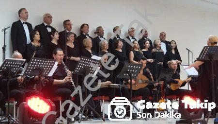 Sarıgöl’de Nostalji Rüzgarı: Atatürk’ün Sevdiği Şarkılar Seslendirildi