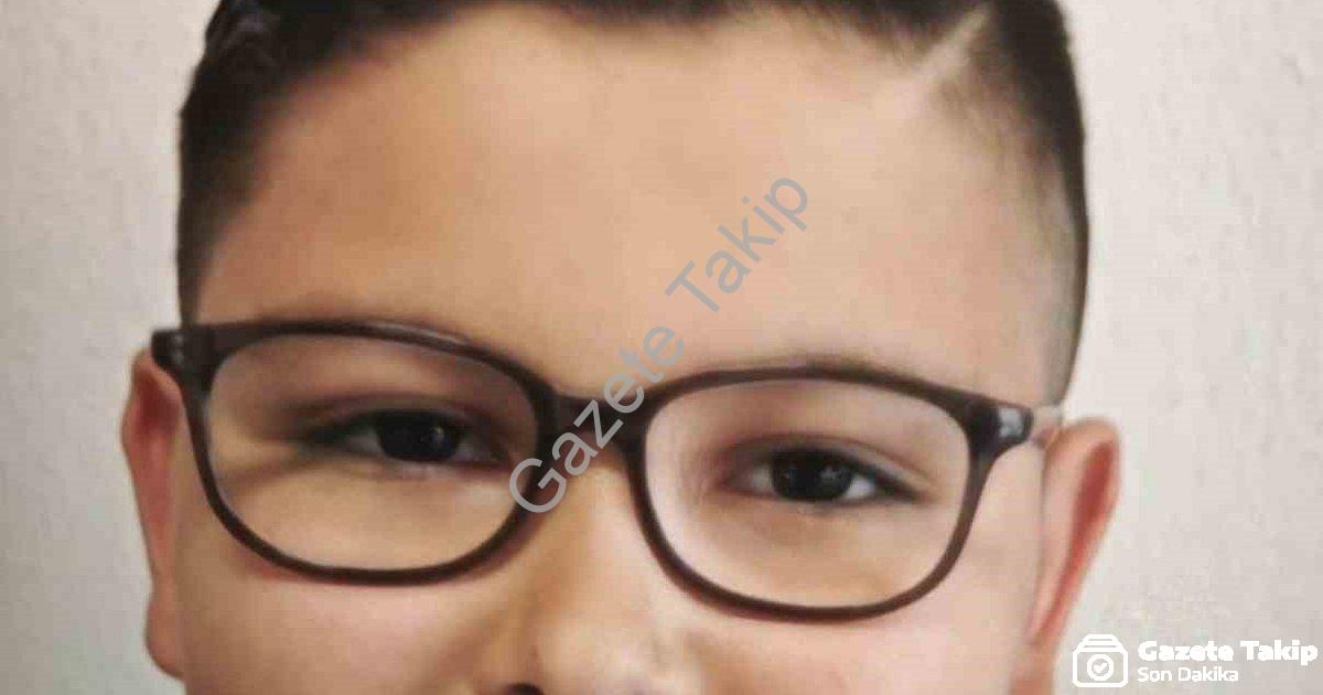 "11 Yaşındaki Rüzgar Hayata Tutunamadı: Torbalı'daki Kaza Yasa Boğdu" başlıklı haber için fotorealis