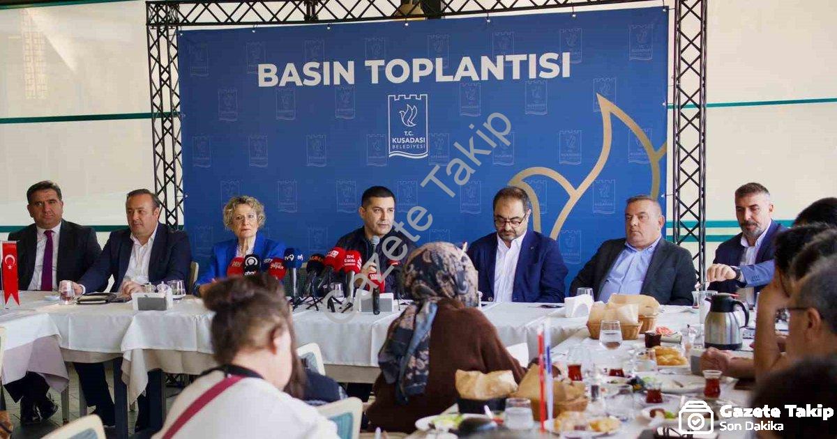 "Başkan Günel'den Net Tavır: O Hizmetler Büyükşehir'e Devredilsin" başlıklı haber için fotorealistik