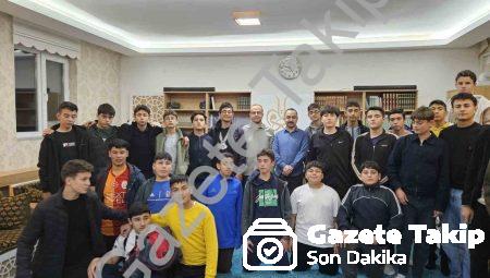 Emirdağ’da Gençler Maneviyat ve Eğlenceyle Buluştu