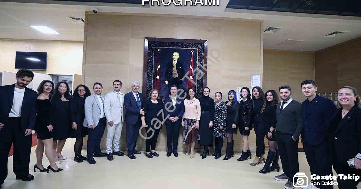 "Muğla'da Öğretmenlere Özel Kutlama Programı" başlıklı haber için fotorealistik, profesyonel bir hab