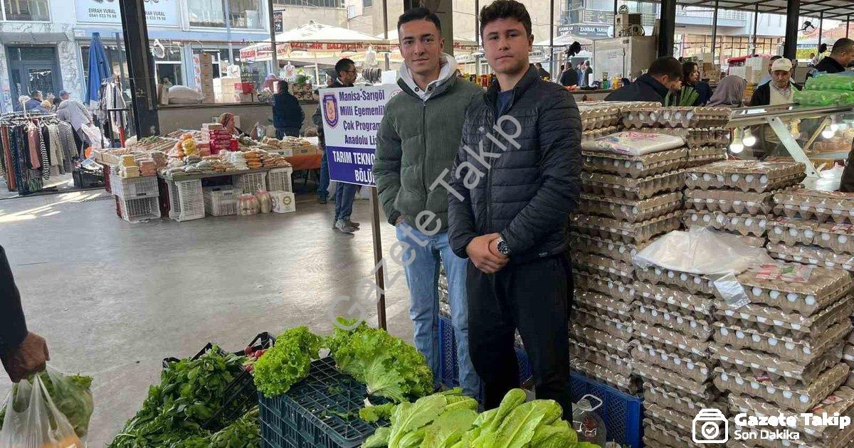 "Sarıgöl'de Öğrenciler Toprağı İşliyor: Hem Üretim Hem Kazanç Dönemi" başlıklı haber için fotorealis