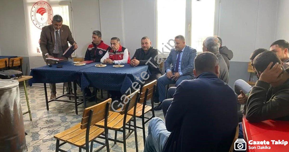 "Aydın'da Tarım Sahaya İndi: 17 İlçede Eş Zamanlı Üretici Buluşması" başlıklı haber için fotorealist